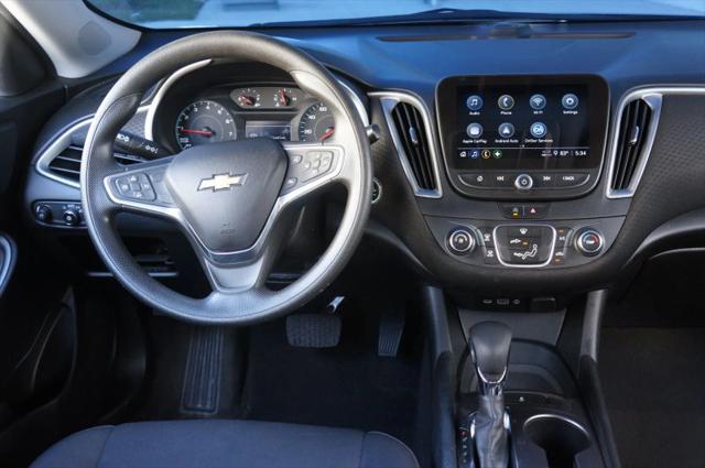 2022 Chevrolet Malibu FWD 1FL