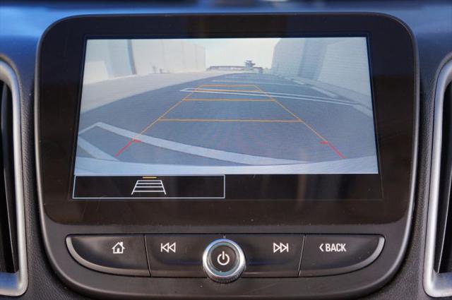 2022 Chevrolet Malibu FWD 1FL