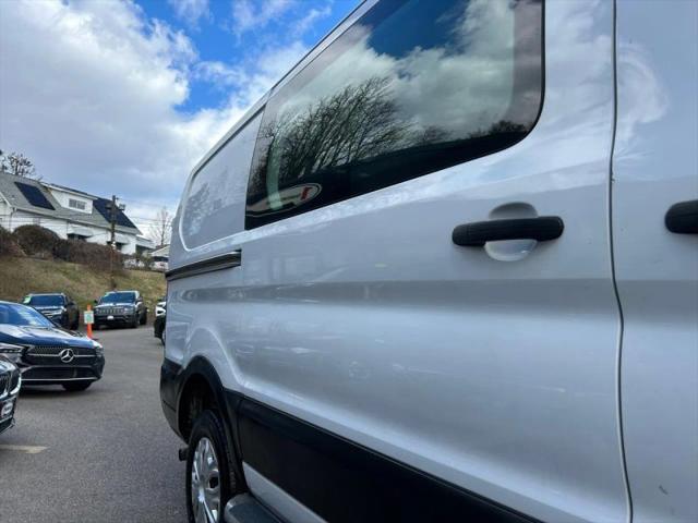 2022 Ford Transit Cargo Van w/RWB