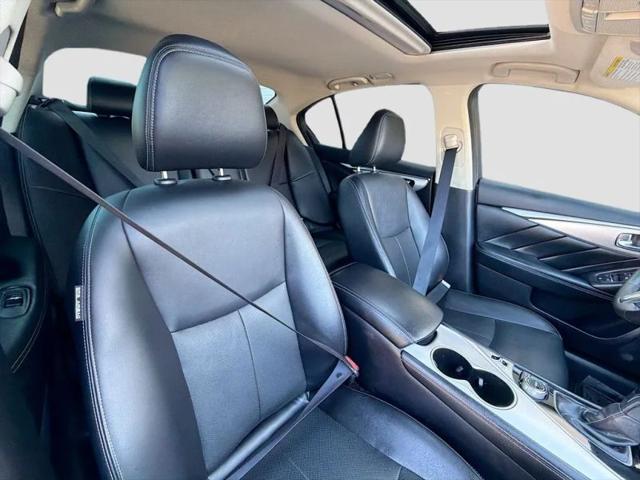 2023 INFINITI Q50 LUXE AWD