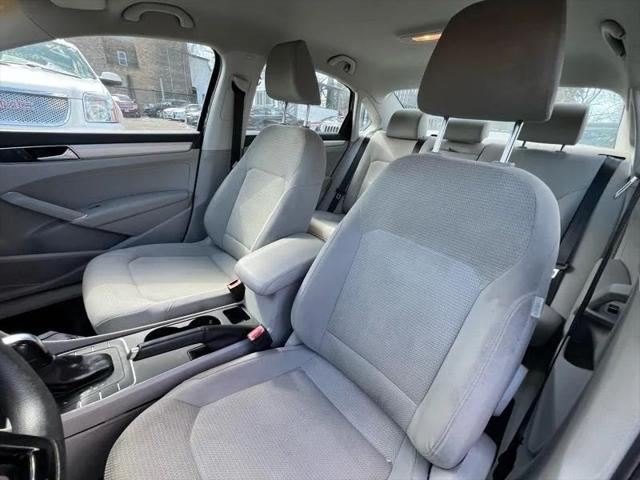 2016 Volkswagen Passat 1.8T S