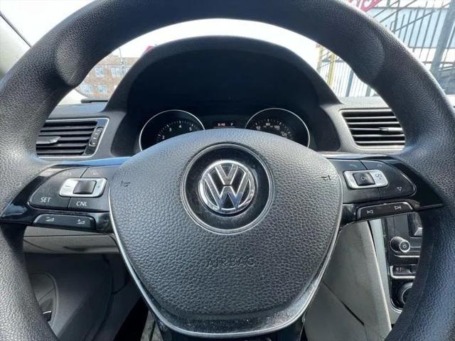 2016 Volkswagen Passat 1.8T S