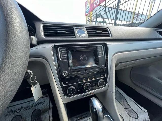 2016 Volkswagen Passat 1.8T S