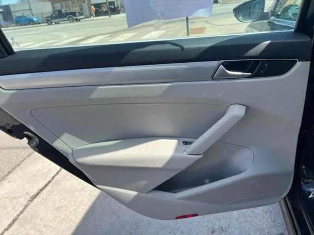 2016 Volkswagen Passat 1.8T S