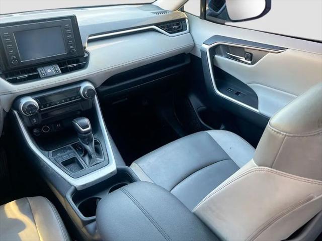 2019 Toyota RAV4 XLE Premium