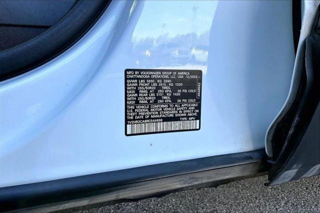 2024 Volkswagen Atlas 2.0T SE w/Technology