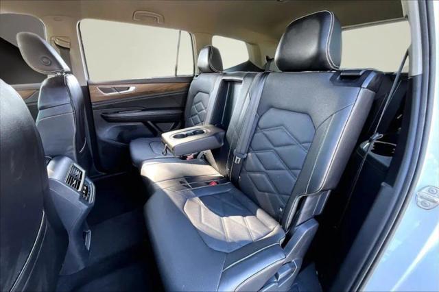 2024 Volkswagen Atlas 2.0T SE w/Technology