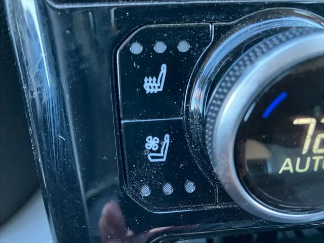2023 Toyota Highlander Hybrid Platinum