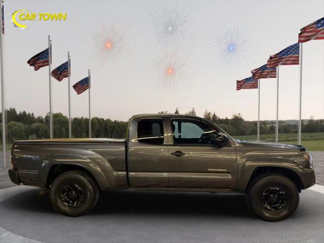 2013 Toyota Tacoma Base