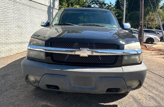 2002 Chevrolet Avalanche Base