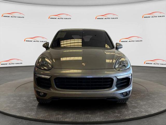 2016 Porsche Cayenne Base