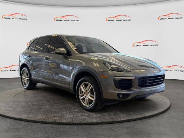 2016 Porsche Cayenne Base