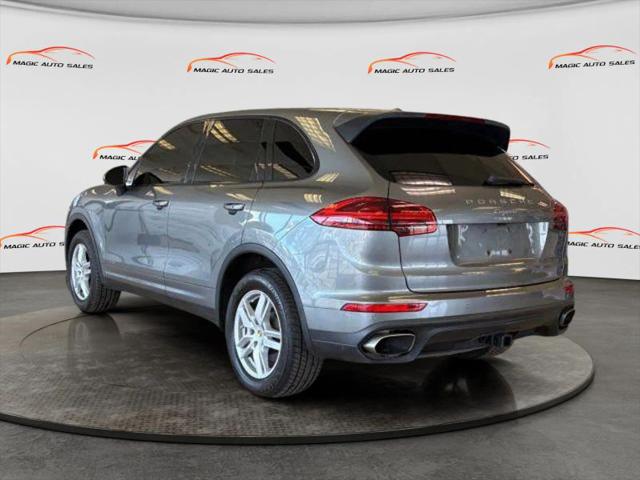 2016 Porsche Cayenne Base