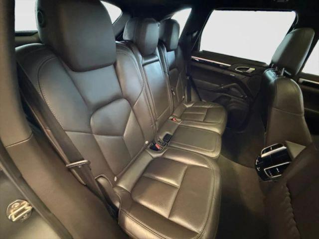 2016 Porsche Cayenne Base