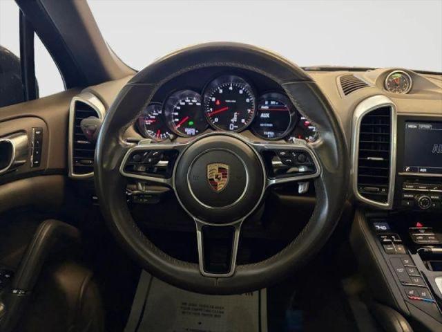 2016 Porsche Cayenne Base