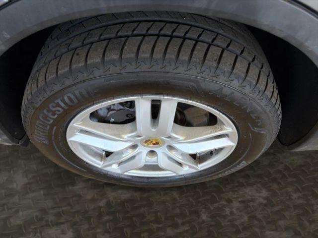 2016 Porsche Cayenne Base