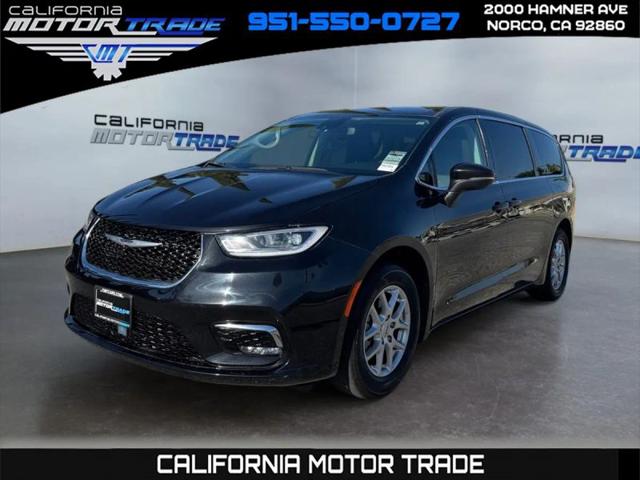 2023 Chrysler Pacifica Touring L for sale in Norco, CA