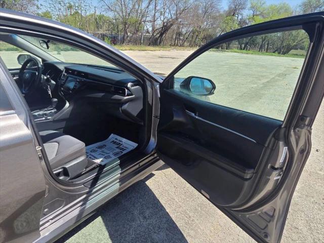 2019 Toyota Camry LE
