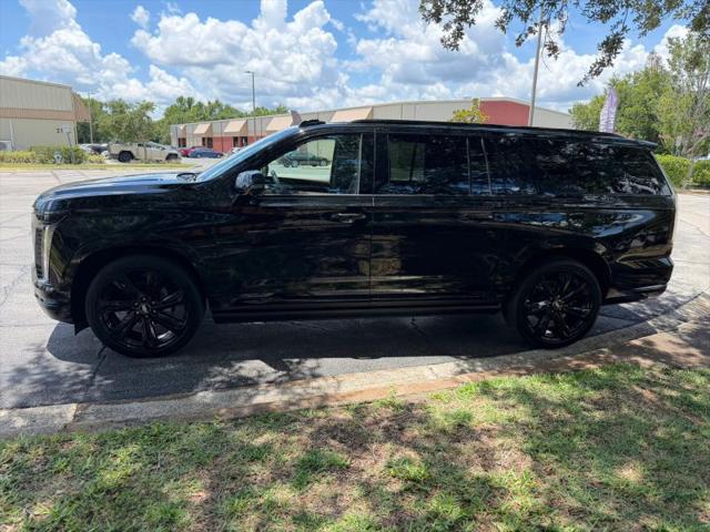2025 Cadillac Escalade ESV Sport