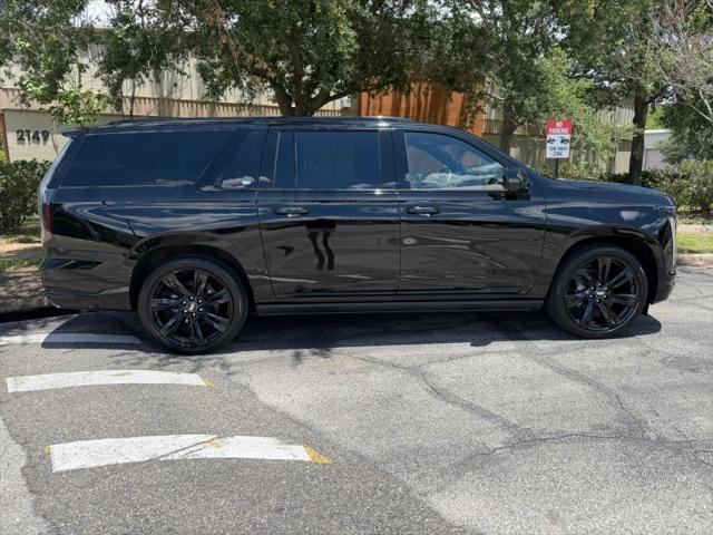 2025 Cadillac Escalade ESV Sport