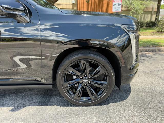 2025 Cadillac Escalade ESV Sport