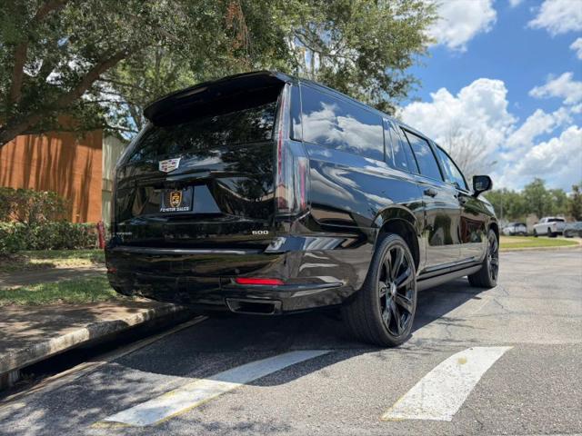 2025 Cadillac Escalade ESV Sport