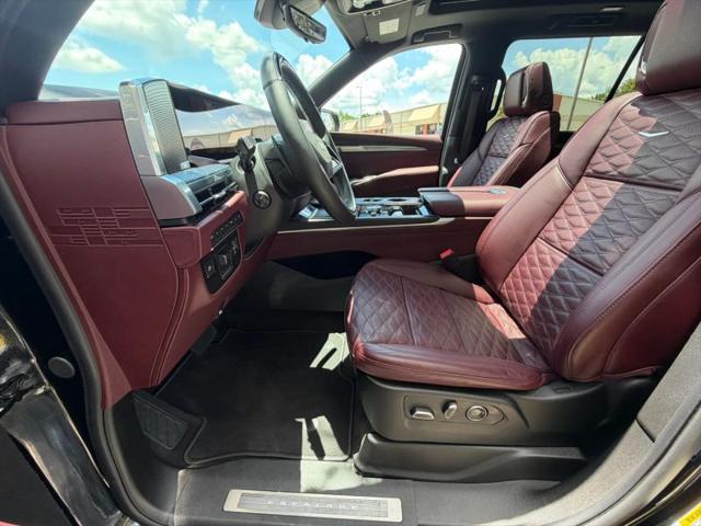 2025 Cadillac Escalade ESV Sport