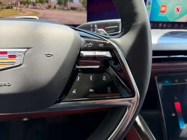 2025 Cadillac Escalade ESV Sport