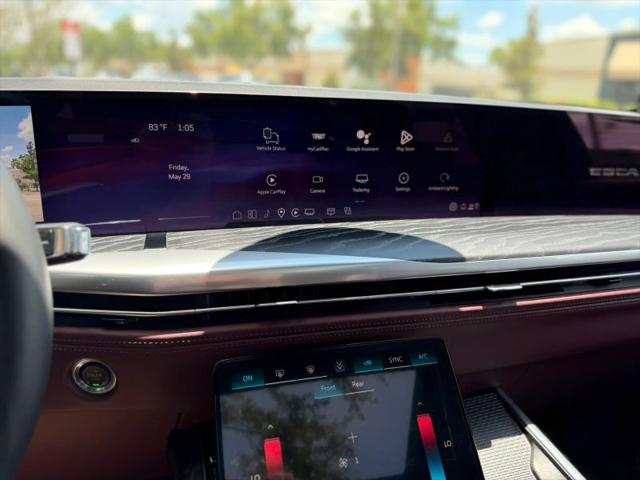 2025 Cadillac Escalade ESV Sport