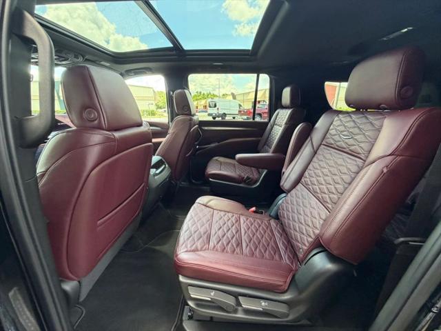 2025 Cadillac Escalade ESV Sport