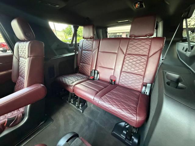 2025 Cadillac Escalade ESV Sport