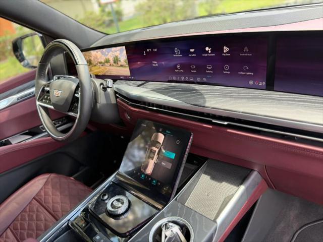 2025 Cadillac Escalade ESV Sport