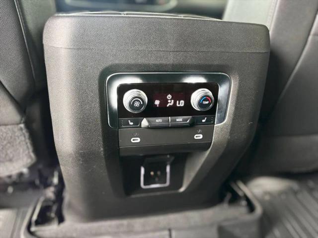 2022 GMC Yukon XL 2WD SLT