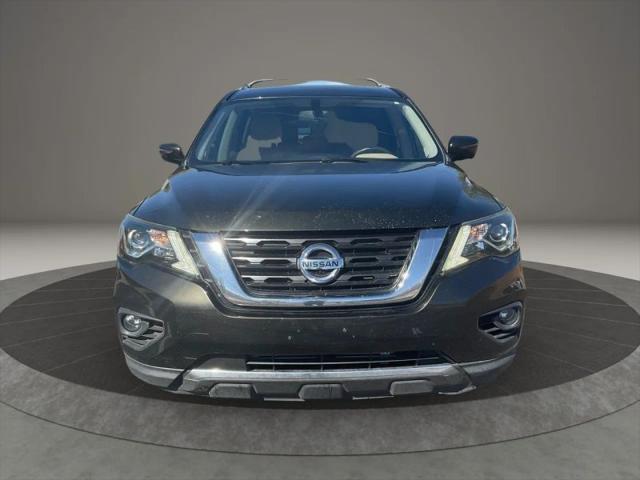2017 Nissan Pathfinder SL