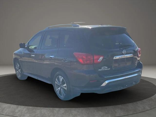 2017 Nissan Pathfinder SL