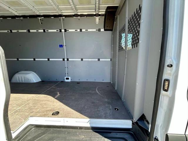 2025 Mercedes-Benz Sprinter 2500 High Roof 4-Cyl Diesel