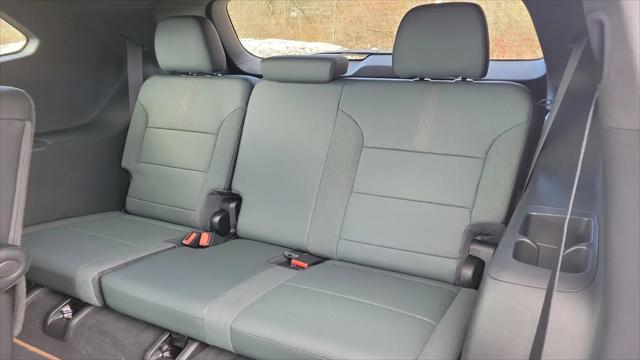 2026 GMC Acadia AT4 AWD