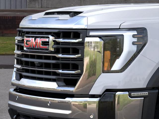 2026 GMC Sierra 2500HD Crew Cab, Long Bed, SLT, 4WD