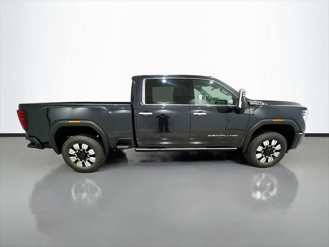 2026 GMC Sierra 2500HD Crew Cab, Standard Bed, Denali, 4WD