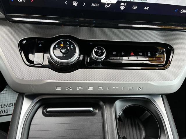 2025 Ford Expedition Active MAX