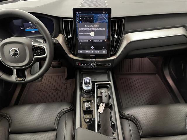 2026 Volvo XC60 B5 Ultra Black Edition