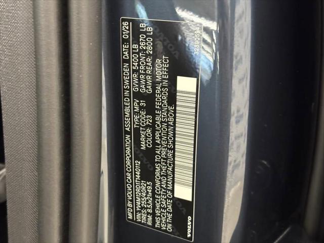 2026 Volvo XC60 B5 Ultra Black Edition