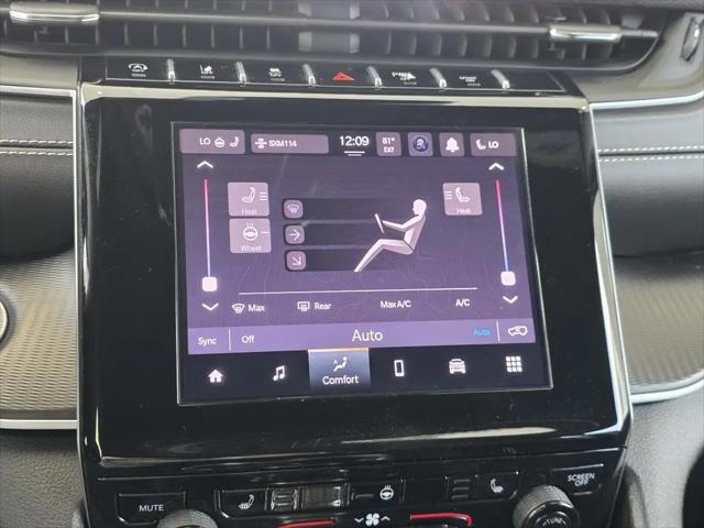 2025 Jeep Grand Cherokee Altitude X 4x4