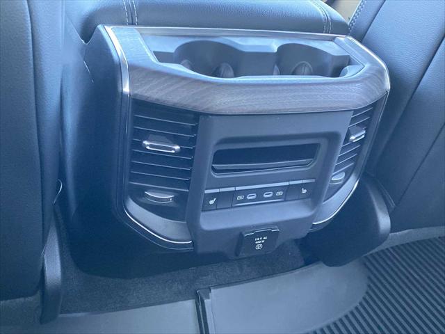 2026 Ram 1500 Laramie Crew Cab 4x4 5'7" Box