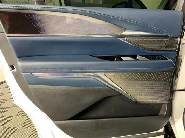 2025 Cadillac Escalade Luxury 2 AWD