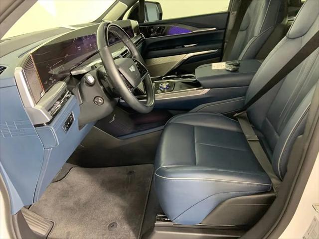 2025 Cadillac Escalade Luxury 2 AWD