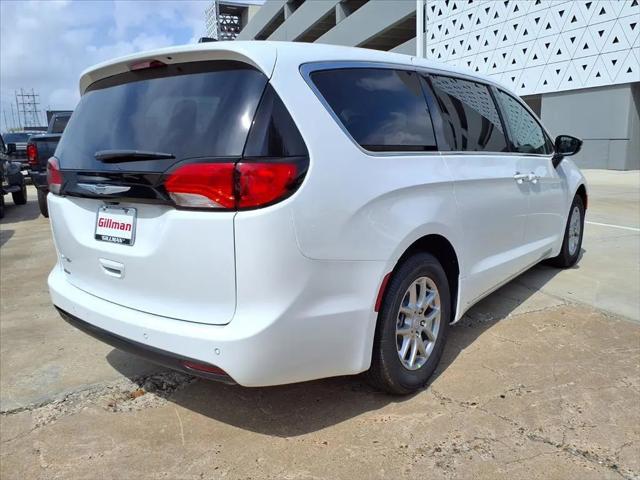 2026 Chrysler Voyager LX