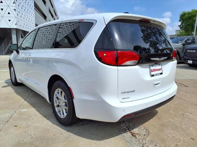 2026 Chrysler Voyager LX