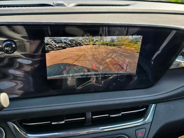 2026 Buick NV Preferred FWD