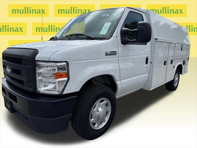 2026 Ford E-350 Cutaway E-Series Cutaway